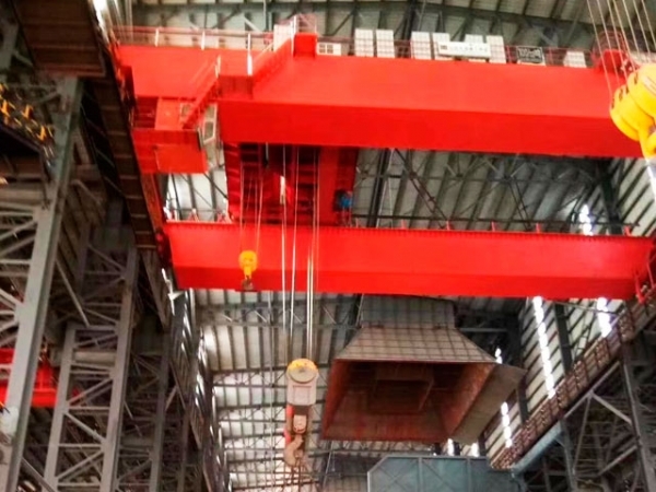 起重机部件的定期检查